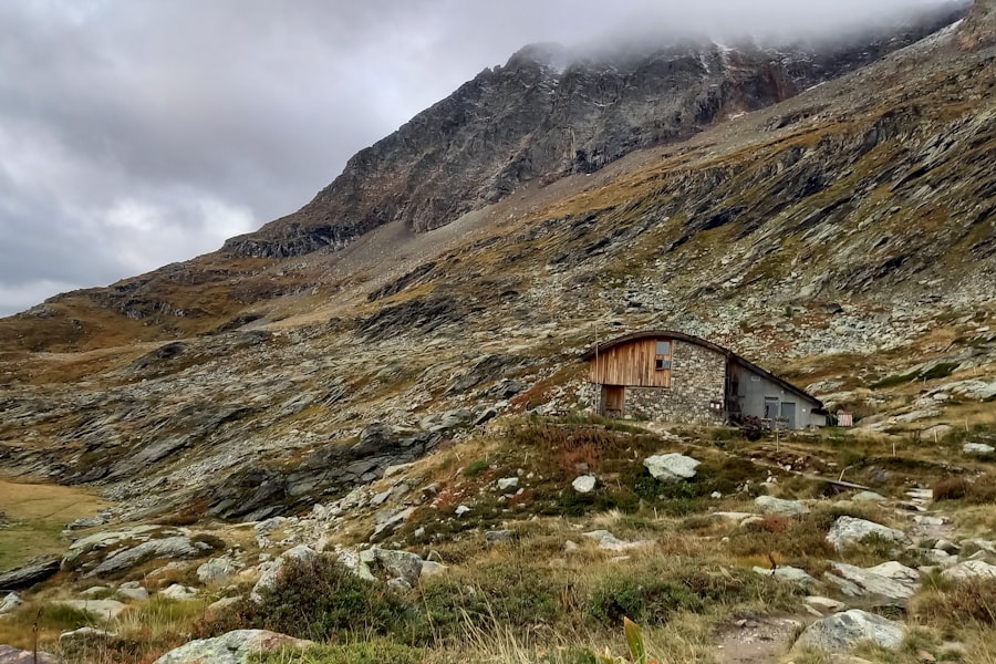 Photo Escape Trajectory