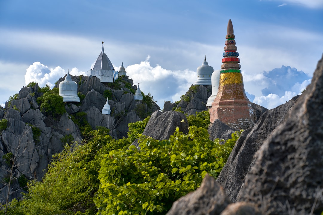 Vedic and Early Buddhist Structural Forms Quintessence