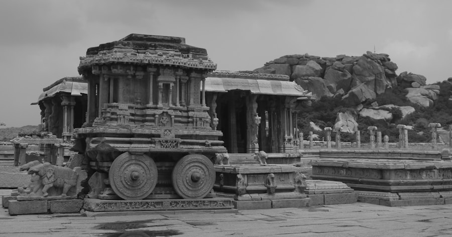 Photo "Urban Centers in Vedic and Post-Vedic Periods: An Evolution"