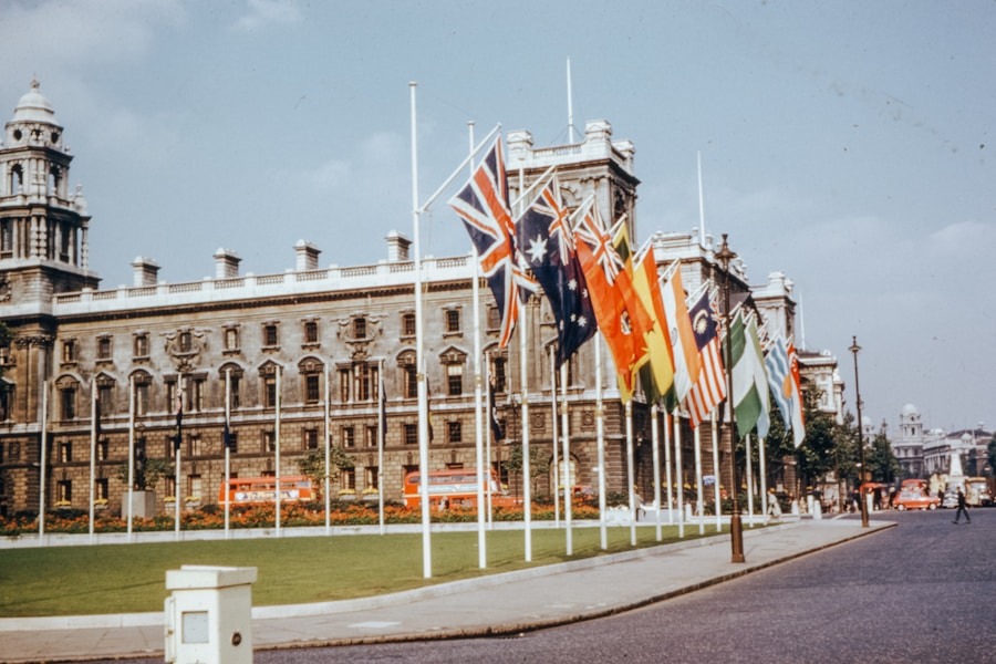 Photo "Britain in the 1950s: Division and Rule"