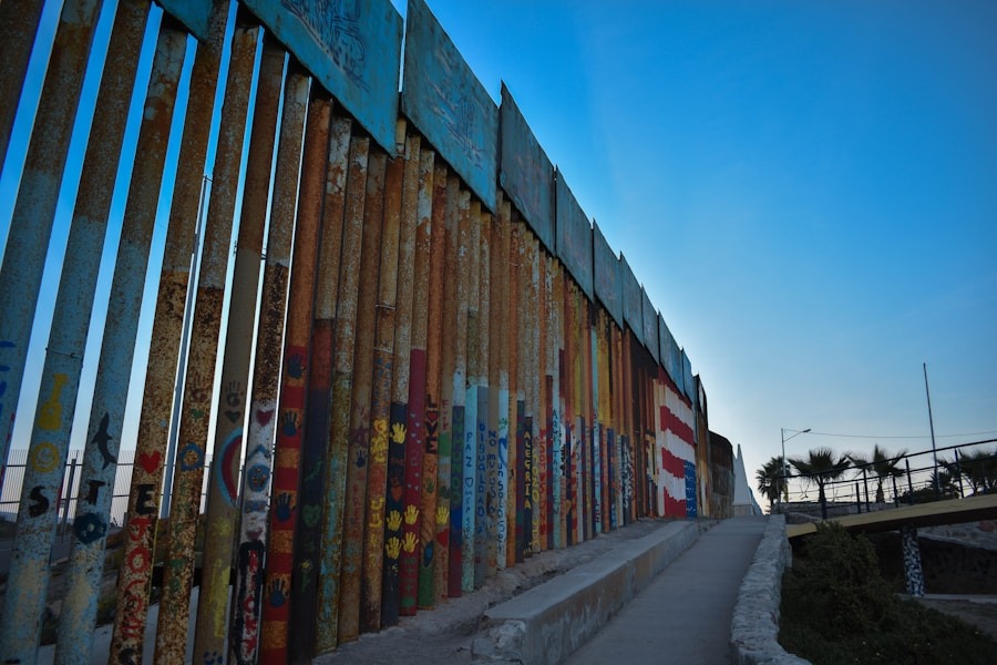 Photo "Theoretical Frameworks in Border Studies"