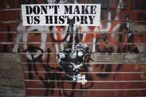 Photo Nationalist Historiography