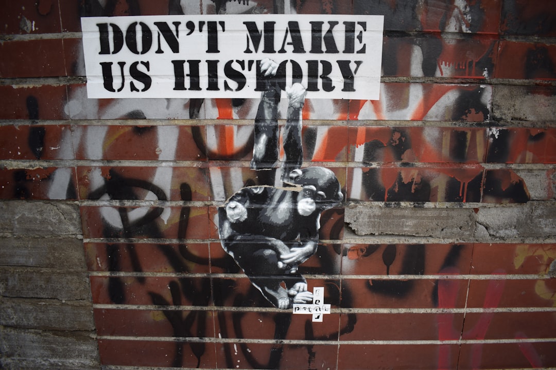 Photo Nationalist Historiography